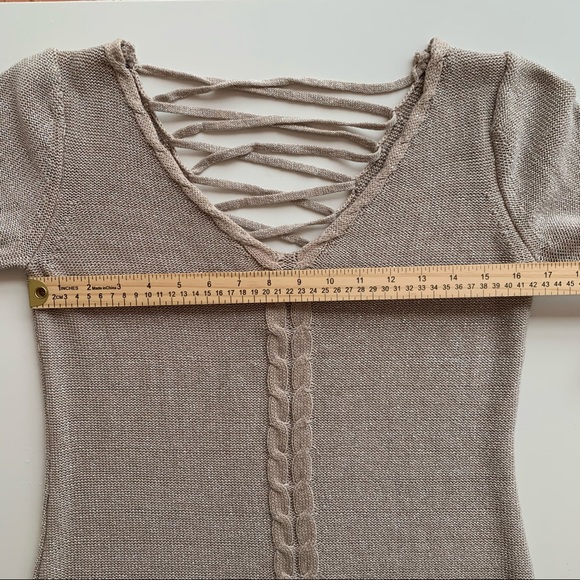 BELLDINI Criss Cross Back Long Sleeve Sweater Top. Taupe Small - Picture 9 of 12